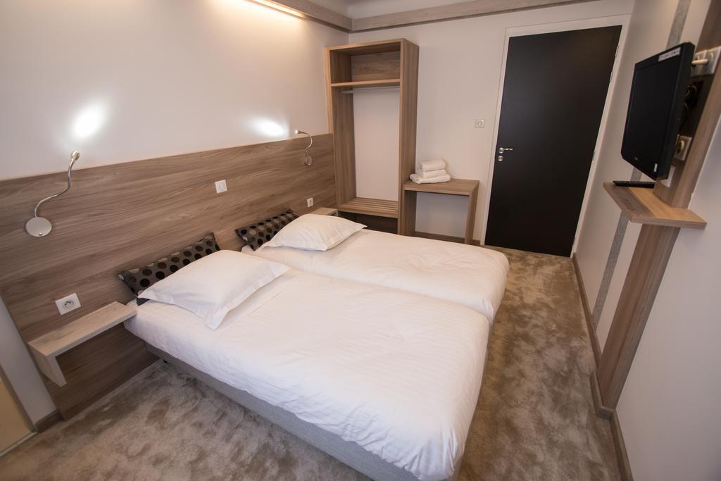 Hotel Les Voyageurs Modane Room photo